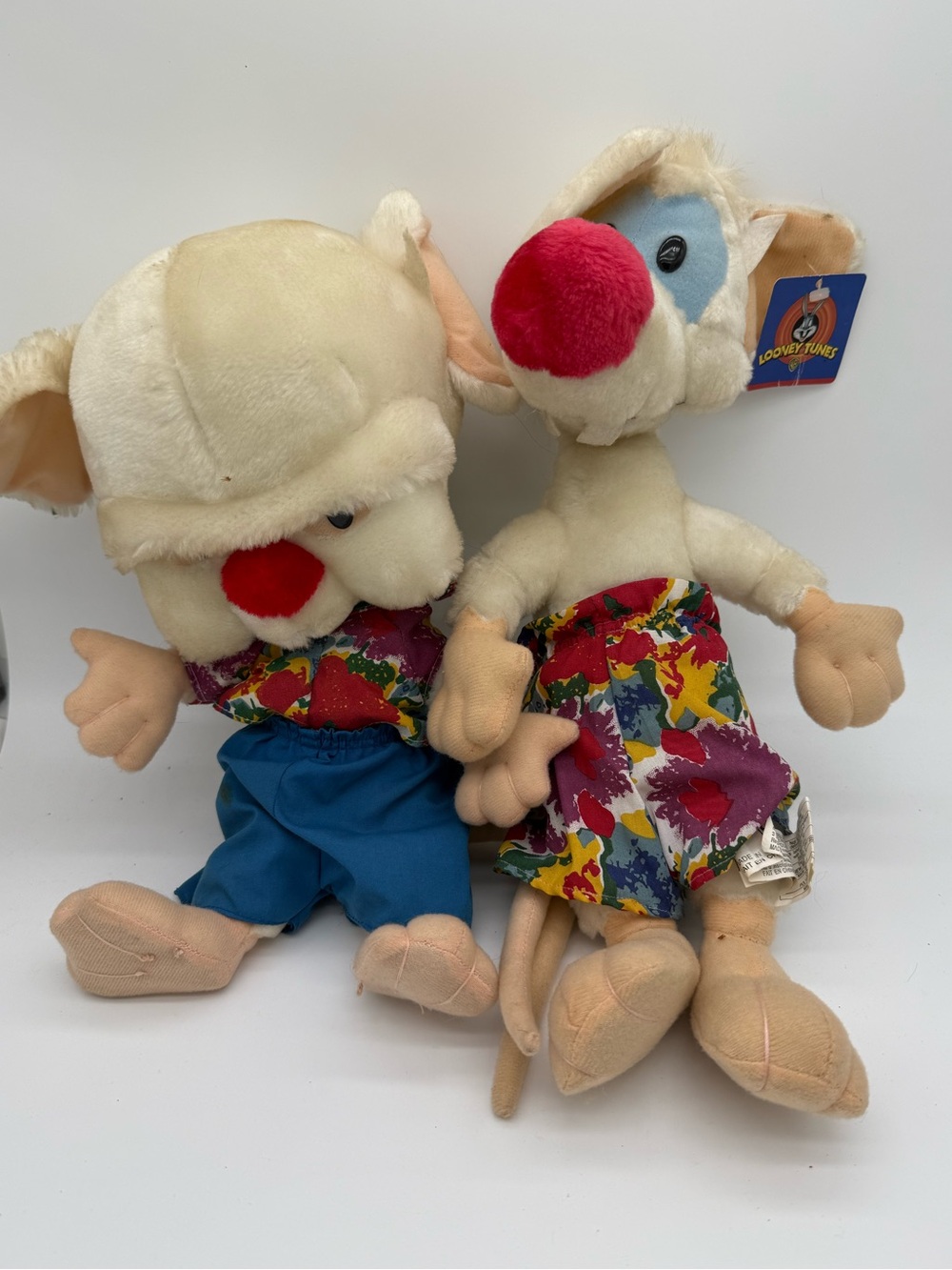 Animaniacs Pinky 17” and The Brain 14”Plush Hawaiian Outfits 1997 Vintage w/ Tag